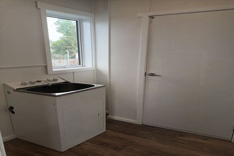 Photo of property in 25b High Street West, Waitara, 4320