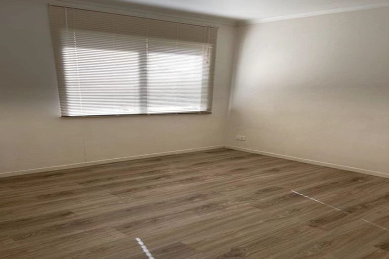 Photo of property in 48 Montilla Place, Manurewa, Auckland, 2102