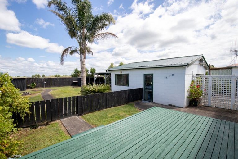 Photo of property in 28 Orchard East Road, Ngatea, 3503