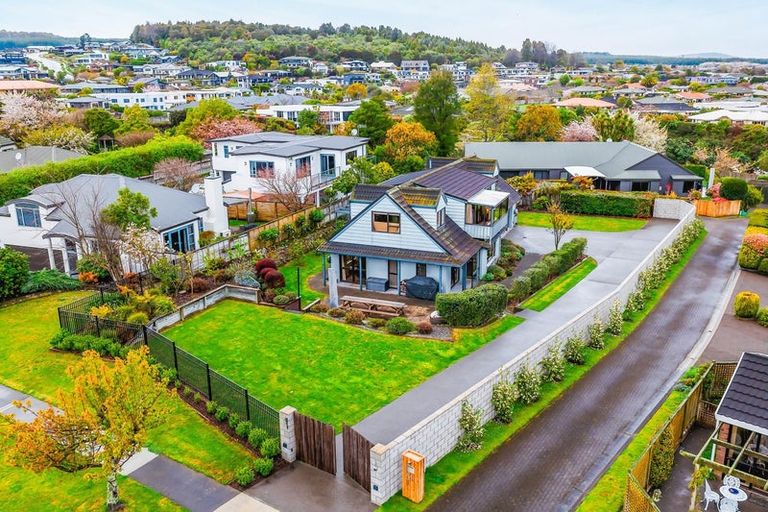 Photo of property in 83 Harvey Street, Waipahihi, Taupo, 3330