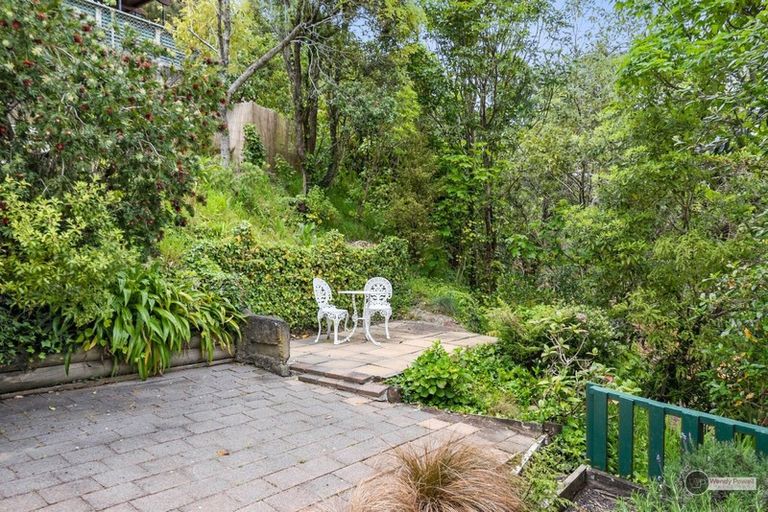 Photo of property in 18 Woodvale Grove, Fairfield, Lower Hutt, 5011