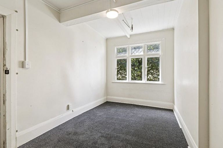 Photo of property in 195 The Terrace, Wellington Central, Wellington, 6011