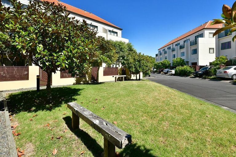 Photo of property in 40 Waterside Crescent, Gulf Harbour, Whangaparaoa, 0930