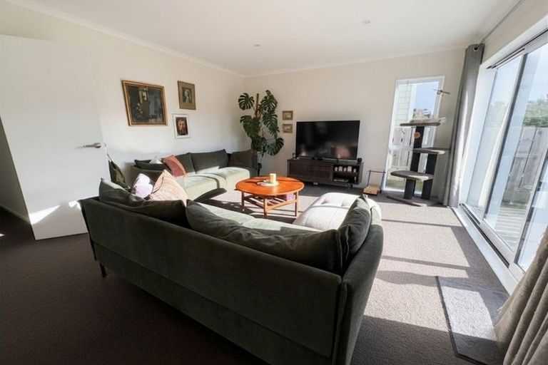 Photo of property in 34 Trelawny Terrace, Grenada Village, Wellington, 6037