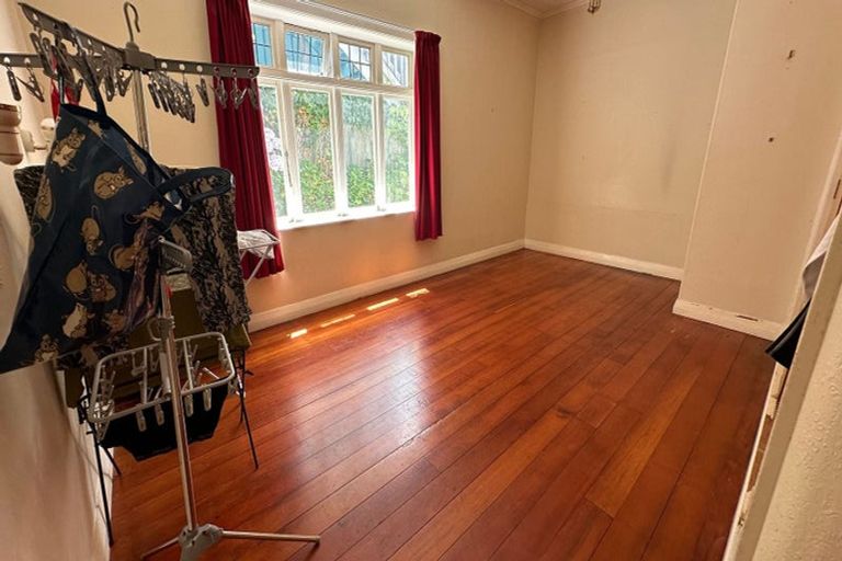 Photo of property in 1/17 Clifton Terrace, Kelburn, Wellington, 6012