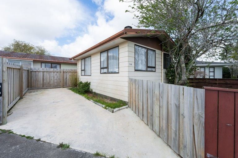 Photo of property in 34 Paradise Place, Milson, Palmerston North, 4414
