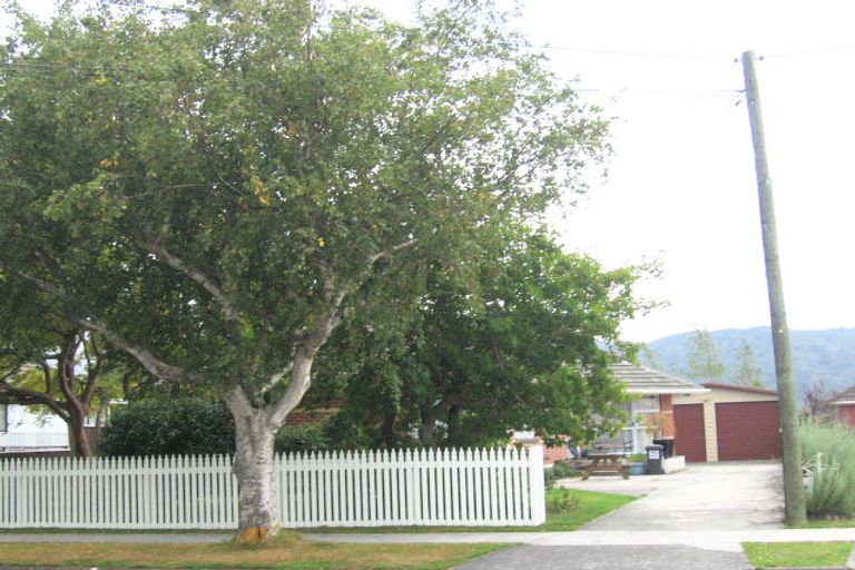 Photo of property in 80 Fraser Crescent, Elderslea, Upper Hutt, 5018