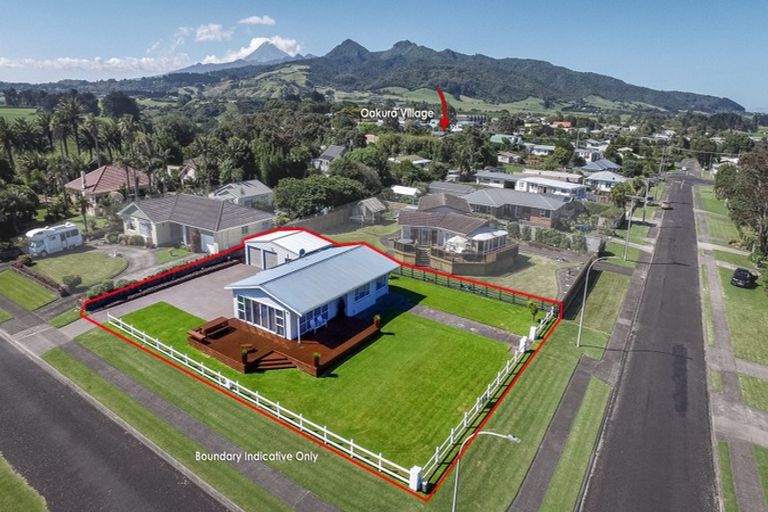 Photo of property in 22/20 Mace Terrace, Oakura, 4314