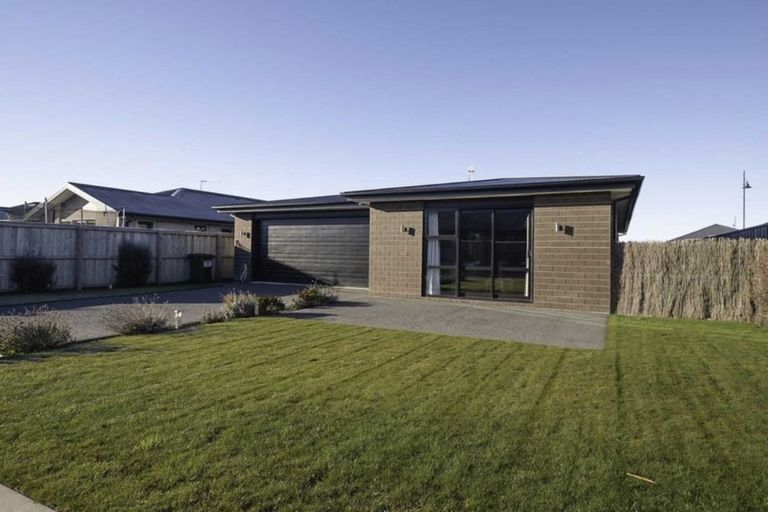 Photo of property in 3 Kawari Drive, Pegasus, 7612