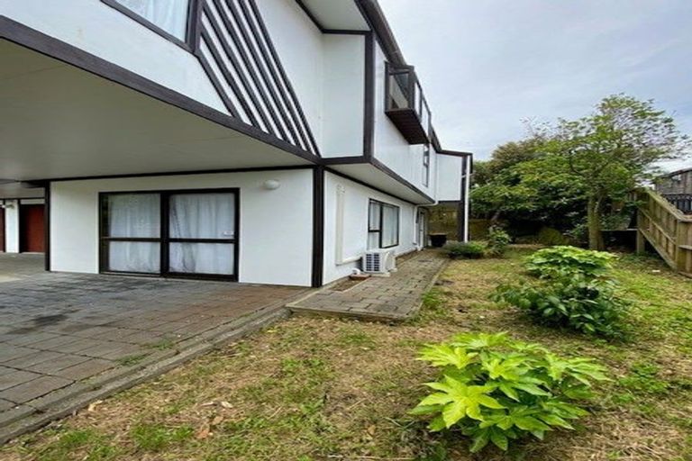 Photo of property in 2a Karamu Street, Ngaio, Wellington, 6035