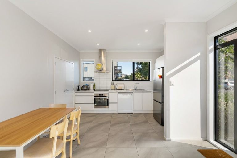 Photo of property in 60 Mapou Road, Hobsonville, Auckland, 0616