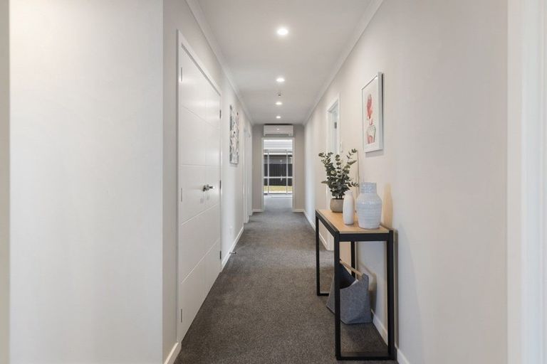 Photo of property in 20 Stowell Drive, Cromwell, 9310