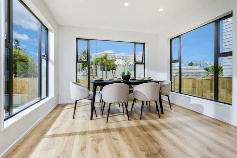 Photo of property in 1b Rimu Rise, Albany, Auckland, 0632