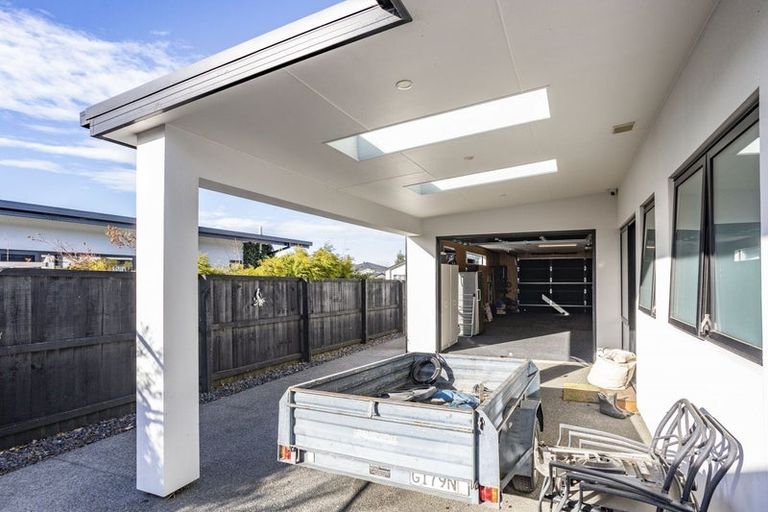 Photo of property in 12 Sloan Avenue, Rangiora, 7400