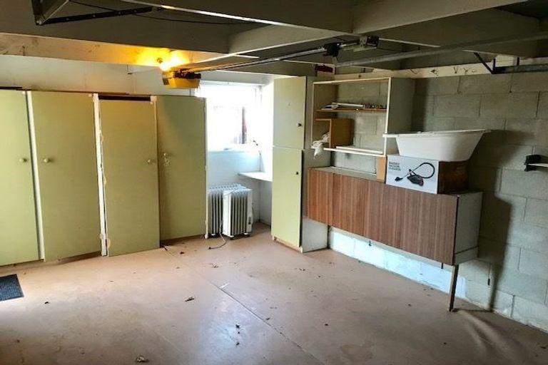 Photo of property in 1/2 Waterloo Road, Milford, Auckland, 0620