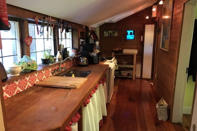 Photo of property in 72 Oban Street, Wadestown, Wellington, 6012