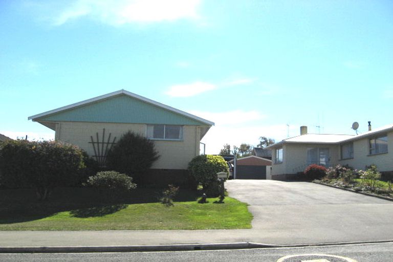 Photo of property in 38 Cambridge Street, Kensington, Timaru, 7910