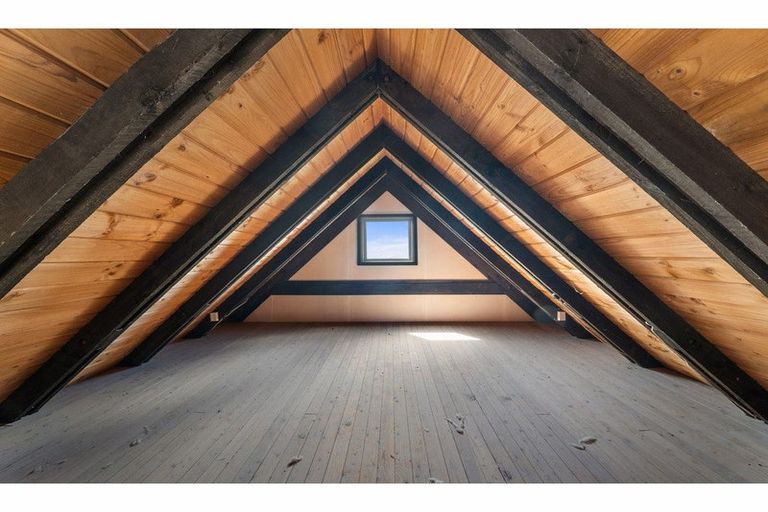 Photo of property in 38 Santa Maria Avenue, Mount Pleasant, Christchurch, 8081