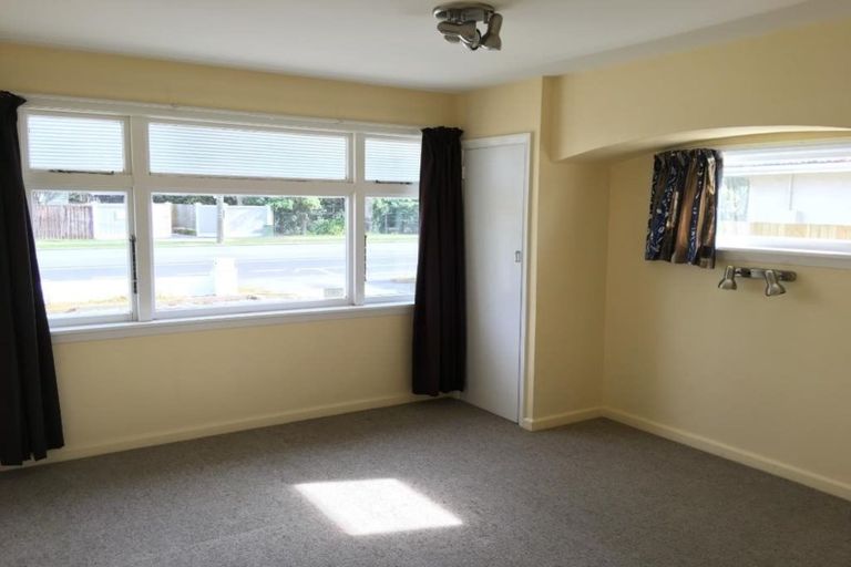 Photo of property in 111 Hansons Lane, Upper Riccarton, Christchurch, 8041