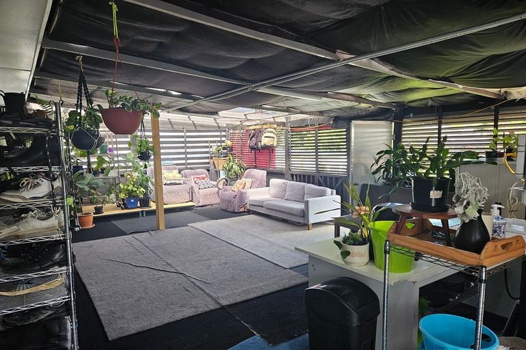 Photo of property in 43 Margaret Road, Papatoetoe, Auckland, 2025