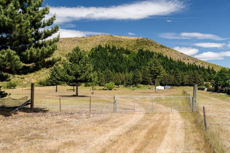 Photo of property in 48 Ahuriri Drive, Omarama, 9412