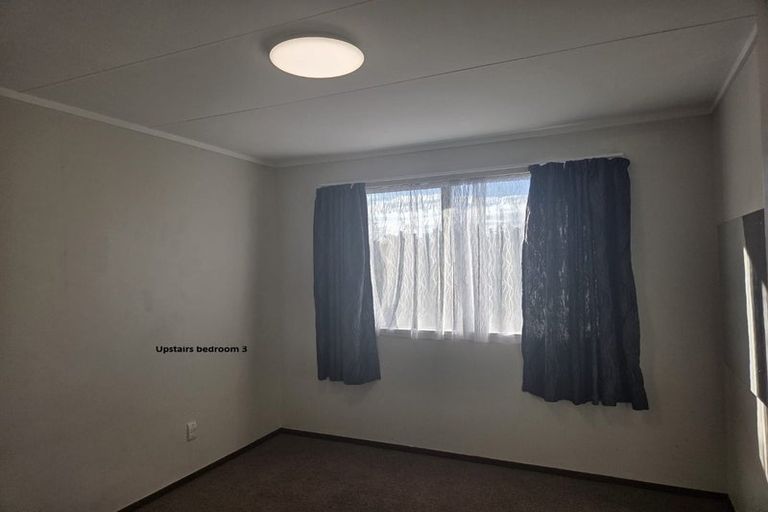Photo of property in 24 Lagoon Place, Poike, Tauranga, 3112