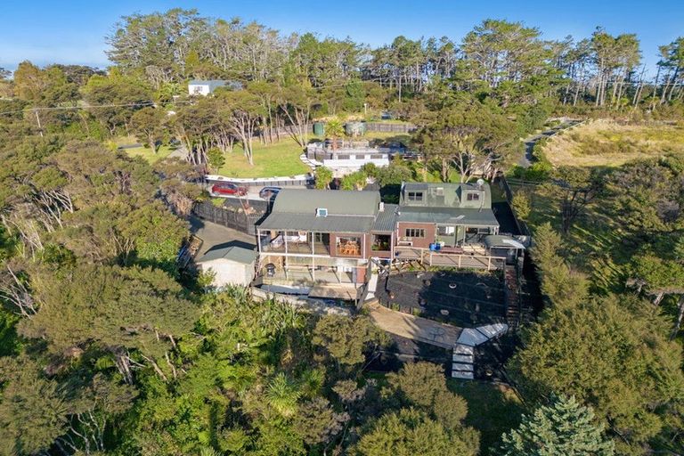 Photo of property in 854 Inland Road, Helensville, 0875