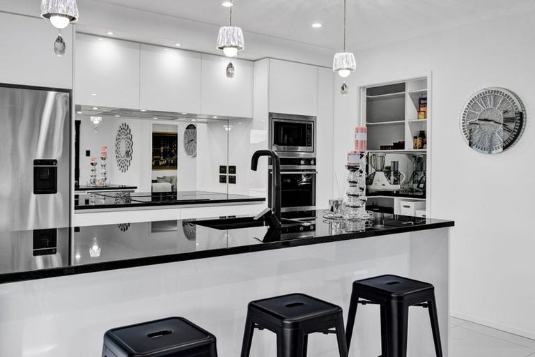 Photo of property in 48 Wills Road, Bell Block, New Plymouth, 4312