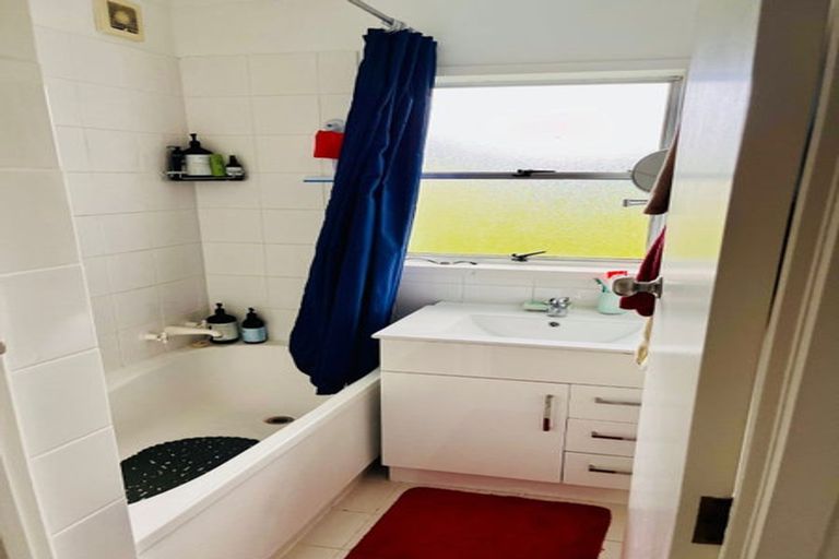 Photo of property in 7/16 Rutland Road, Stanley Point, Auckland, 0624