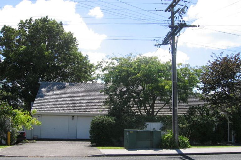 Photo of property in 7 Quebec Road, Milford, Auckland, 0620