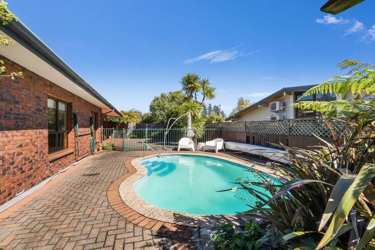 Photo of property in 10 Iles Road, Lynmore, Rotorua, 3010