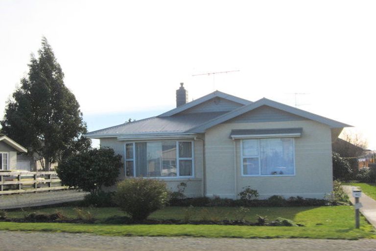 Photo of property in 40 Grange Street, Winton, 9720