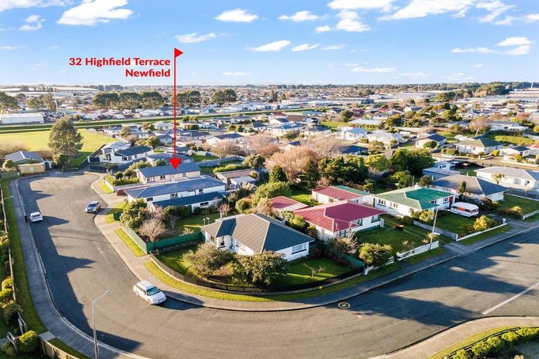 Photo of property in 32 Highfield Terrace, Newfield, Invercargill, 9812