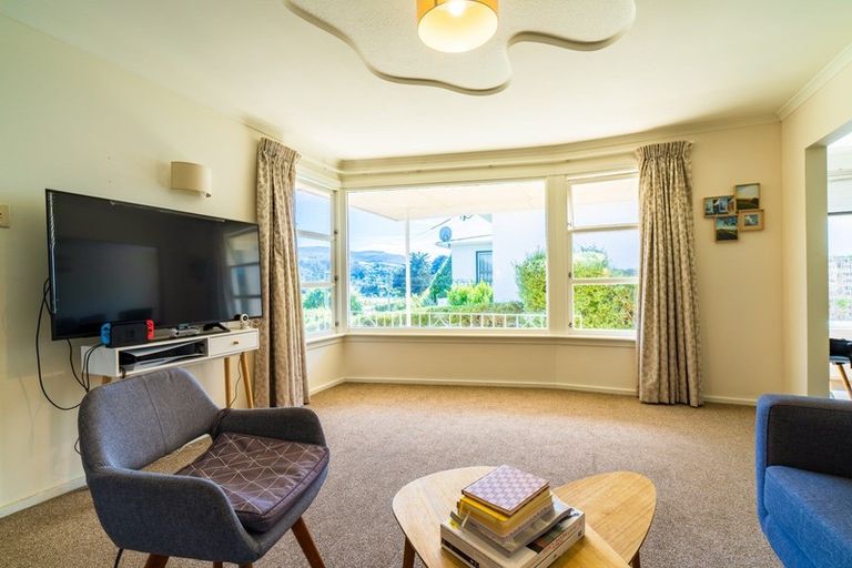 Photo of property in 92 Hocken Street, Kenmure, Dunedin, 9011