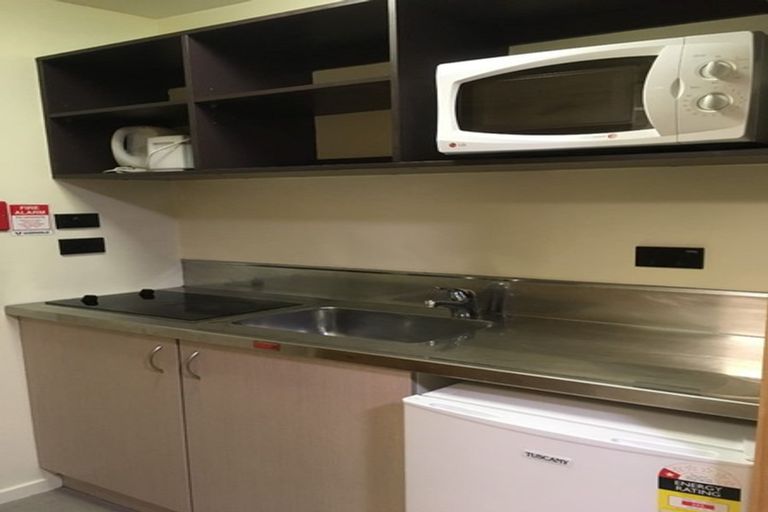 Photo of property in Martin Square Apartments, 402/20 Martin Square, Te Aro, Wellington, 6011