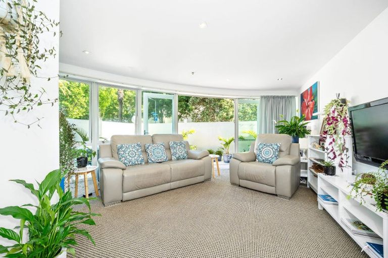 Photo of property in 1/6d Durham Street, Tauranga, 3110