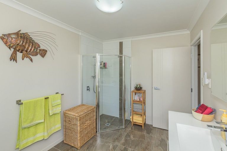 Photo of property in 19 Denton Road, Levin, 5571