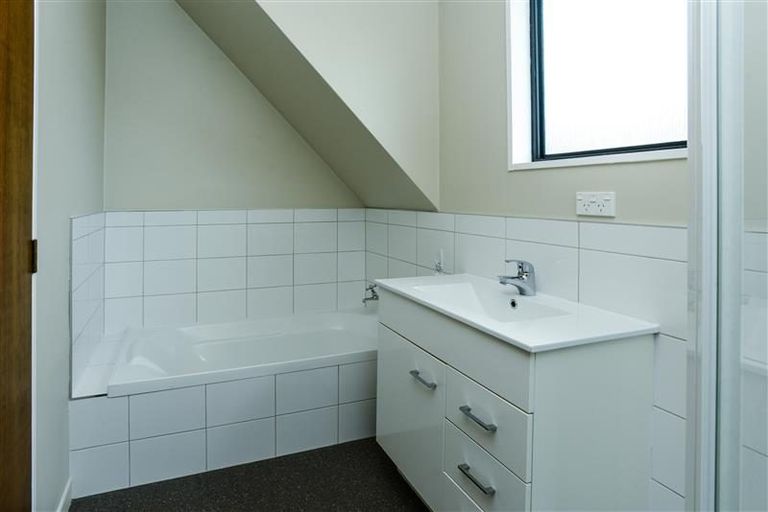 Photo of property in 1/18 Chambers Street, Havelock North, 4130