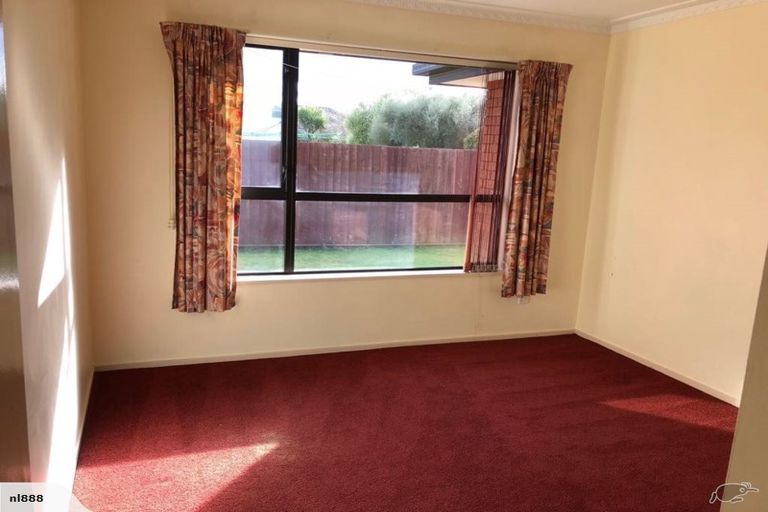Photo of property in 49 Broadhaven Avenue, Parklands, Christchurch, 8083