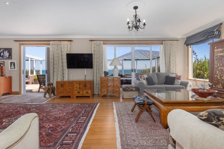 Photo of property in 24 Newry Road, Raumati Beach, Paraparaumu, 5032