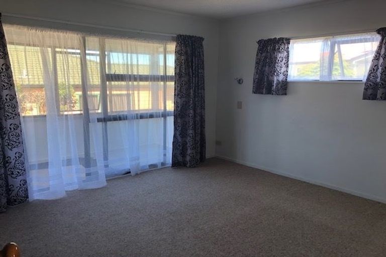 Photo of property in 3 Tamatea Drive, Snells Beach, 0920