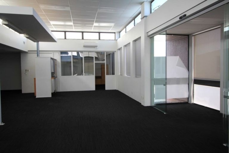 Photo of property in 21 Main Street, Otautau, 9610