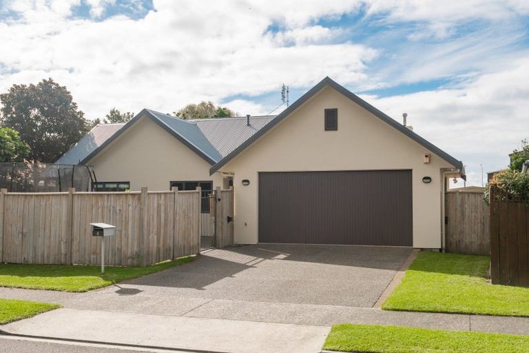 Photo of property in 4 Haven Grove, Papamoa Beach, Papamoa, 3118