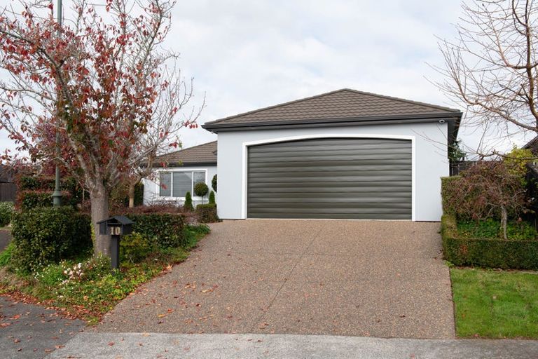 Photo of property in 10 Maccallum Court, Rototuna, Hamilton, 3210