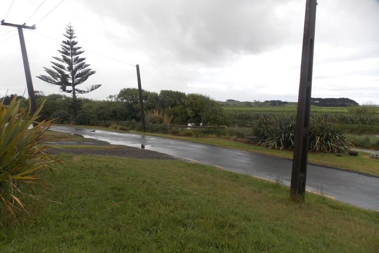 Photo of property in 32 Harbour Street, Foxton, 4814