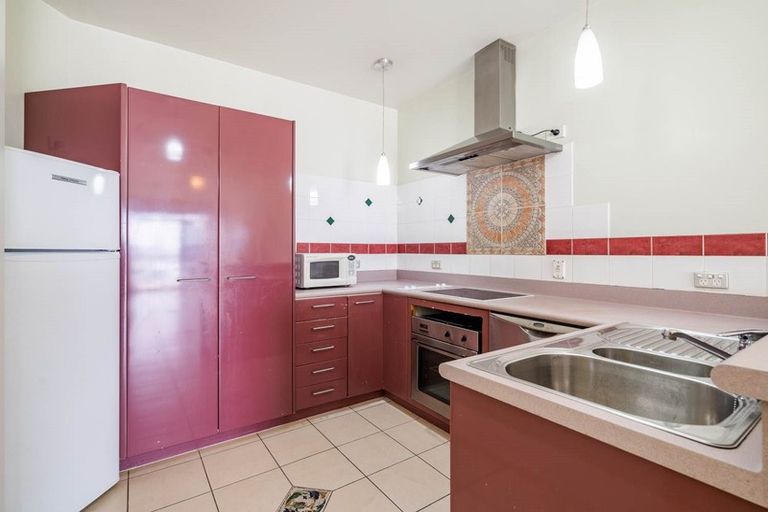 Photo of property in 16/15 Clearwater Cove, West Harbour, Auckland, 0618