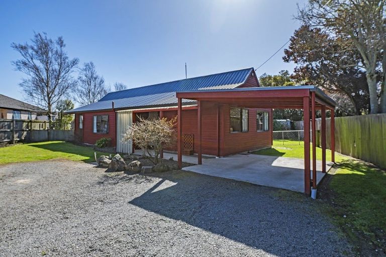 Photo of property in 27 Carston Street, Leeston, 7632