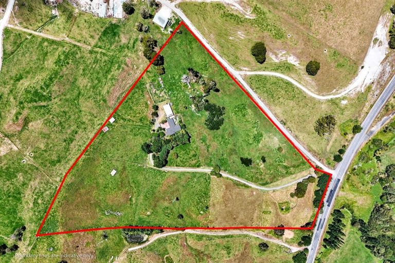 Photo of property in 218 State Highway 12, Brynderwyn, Maungaturoto, 0587