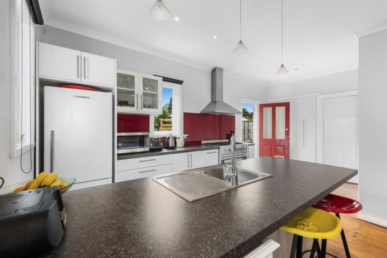 Photo of property in 3 Hume Street, Alicetown, Lower Hutt, 5010