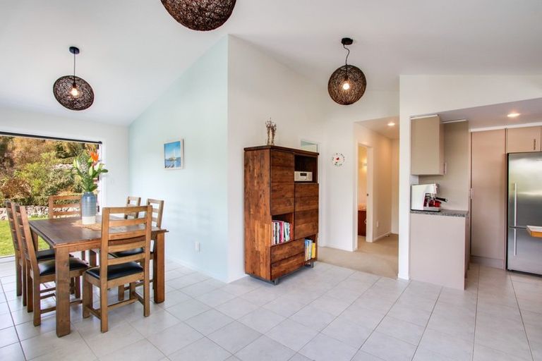 Photo of property in 23 Awarua Crescent, Havelock North, 4130